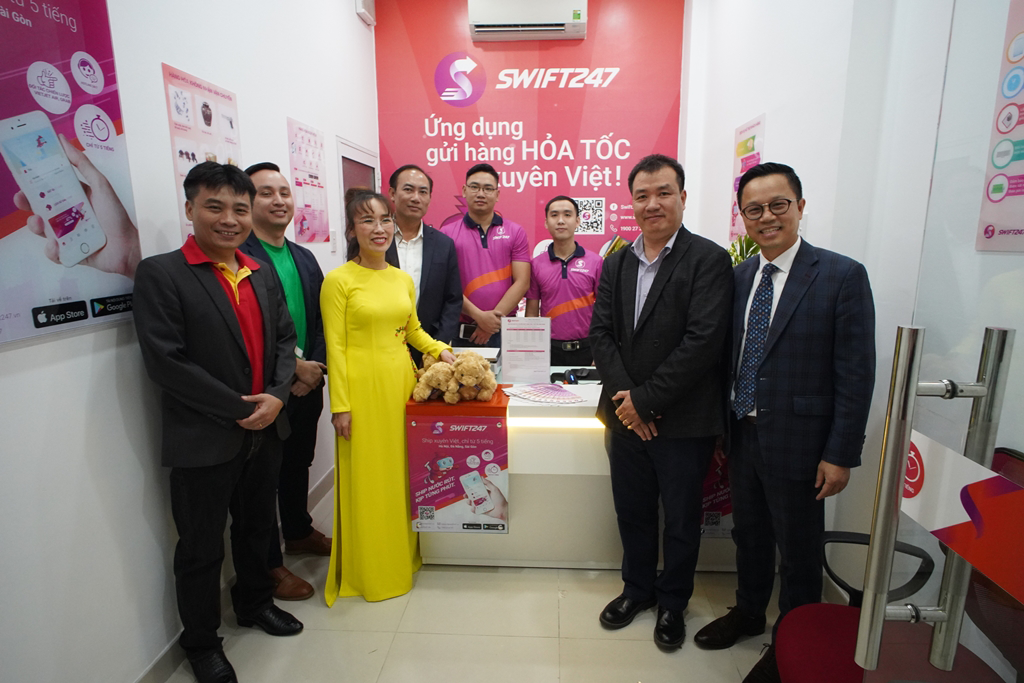 SWIFT247 introduces super express delivery service in Da Nang