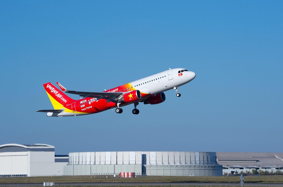 Mừng ngày Giải phóng Thủ đô, đặt vé 0 đồng bay cùng Vietjet