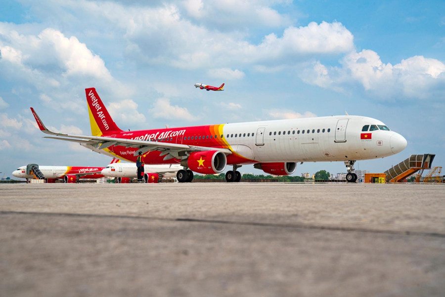 Vietjet khôi phục toàn mạng bay nội địa, cùng chuỗi khách sạn 5 sao đẳng cấp giảm ngay 50% thúc đẩy du lịch