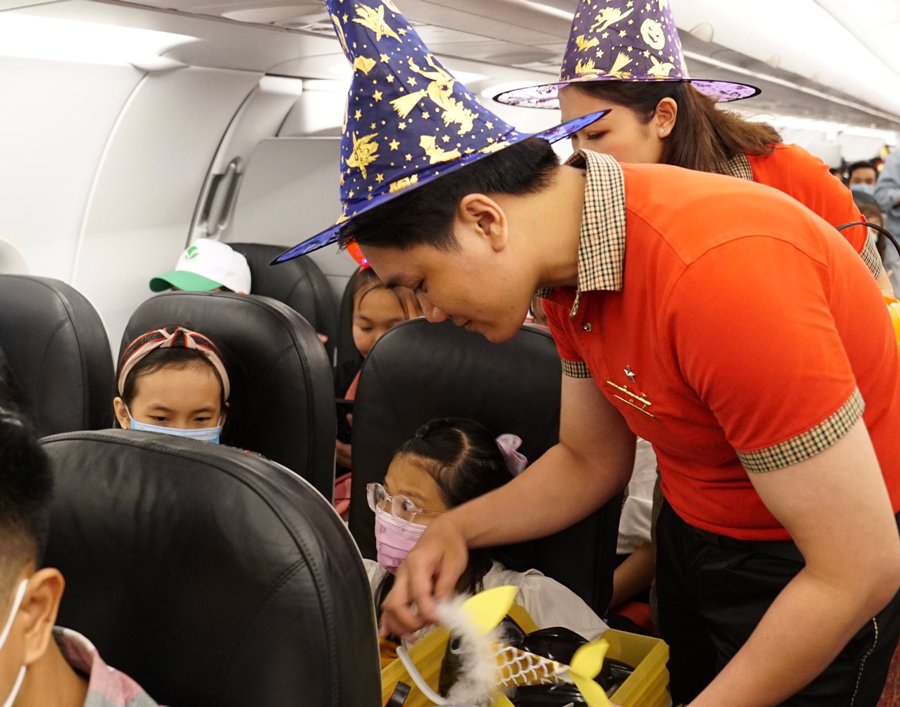 Cùng Vietjet bay vào lễ hội cực “chất” đêm Halloween