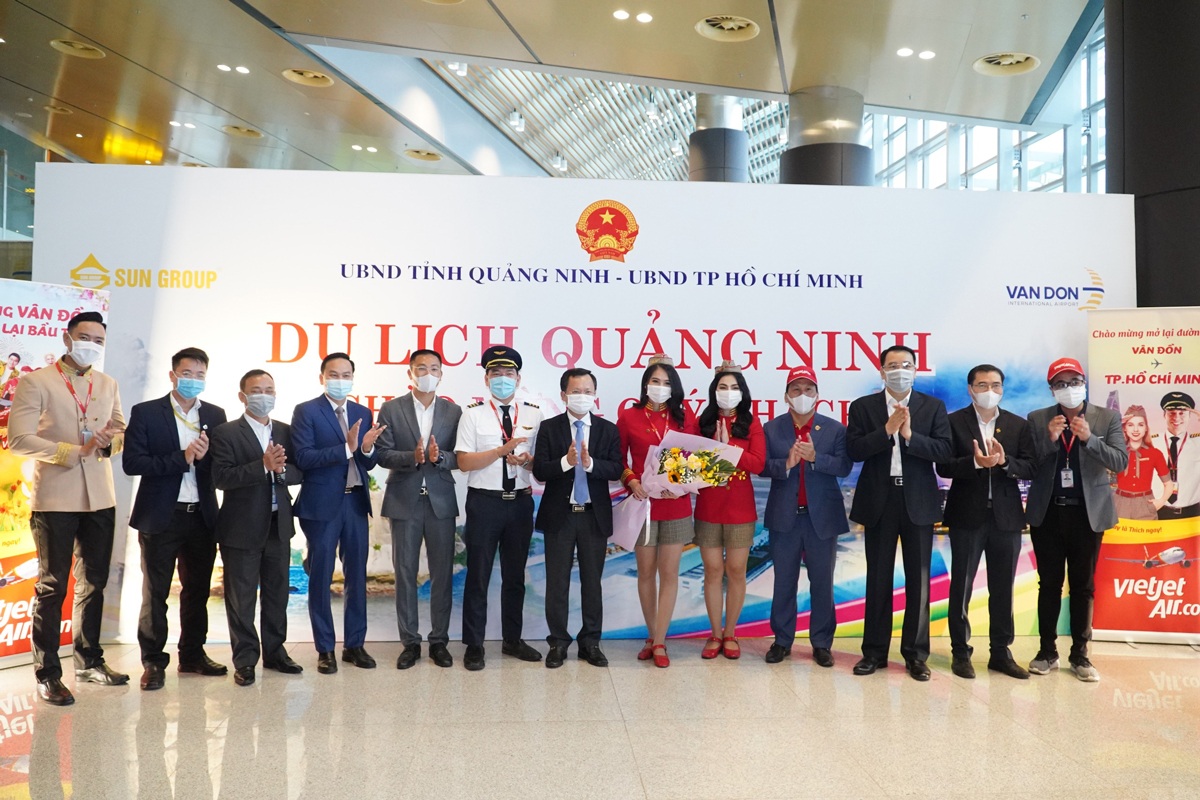 The reopened Van Don International Airport welcomes the first flight operated by Vietjet