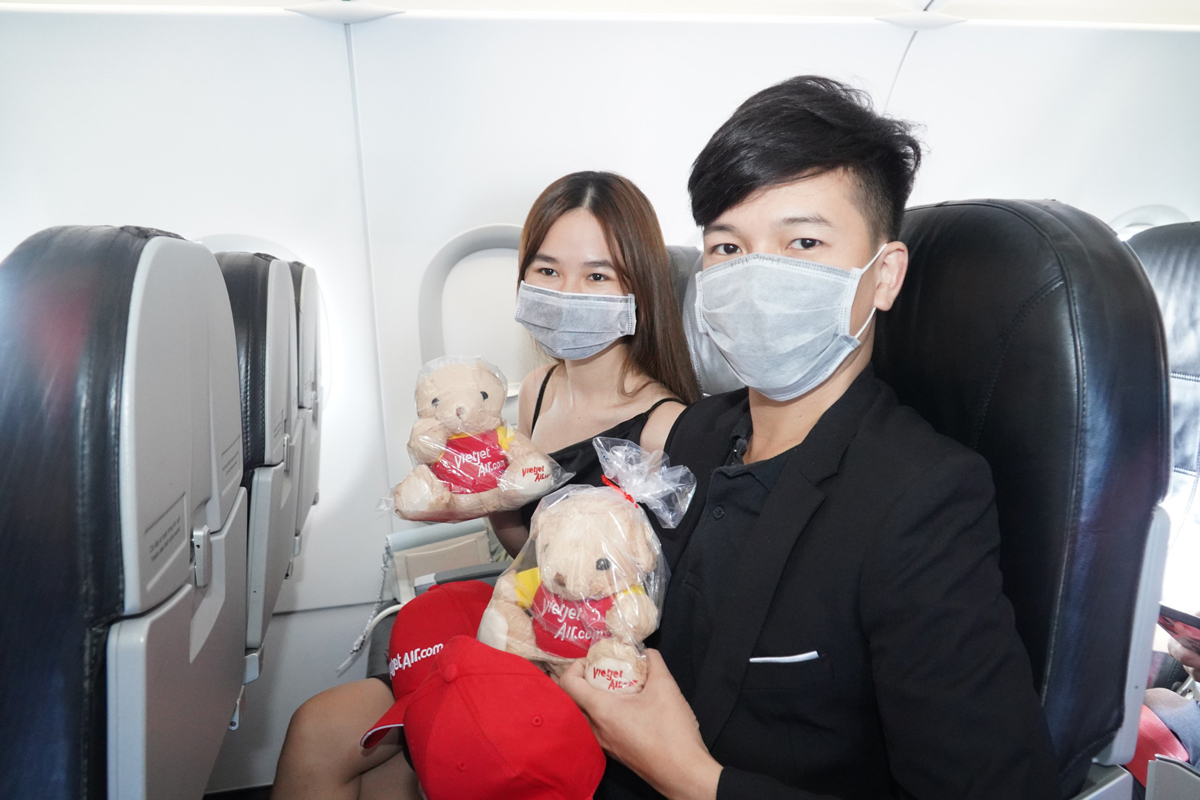 The reopened Van Don International Airport welcomes the first flight operated by Vietjet
