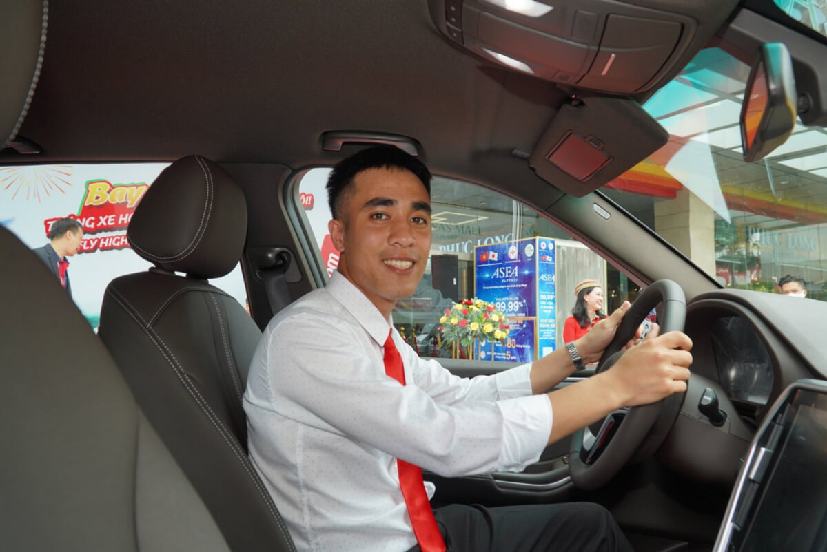 Chiếc xe hơi trị giá 1,5 tỷ đồng theo chương trình bay chất cùng Vietjet đã tìm được chủ nhân