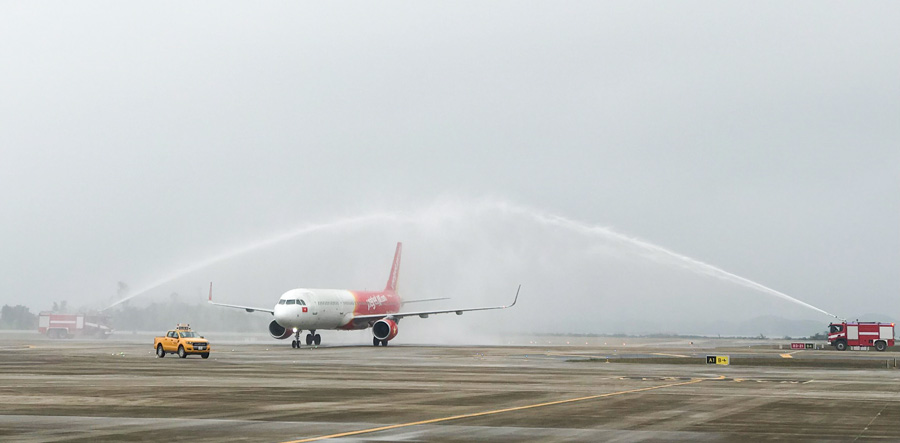 Vietjet khai trương đường bay TP.HCM – Vân Đồn